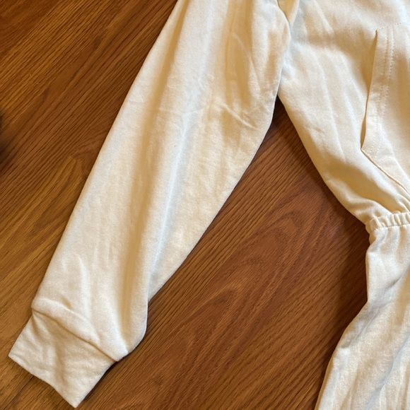 NWT Cream Romper - Picture 5 of 5